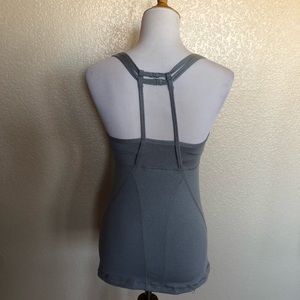 Sara Athletic Strappy Tank Top Size S Gray Built In Bra New